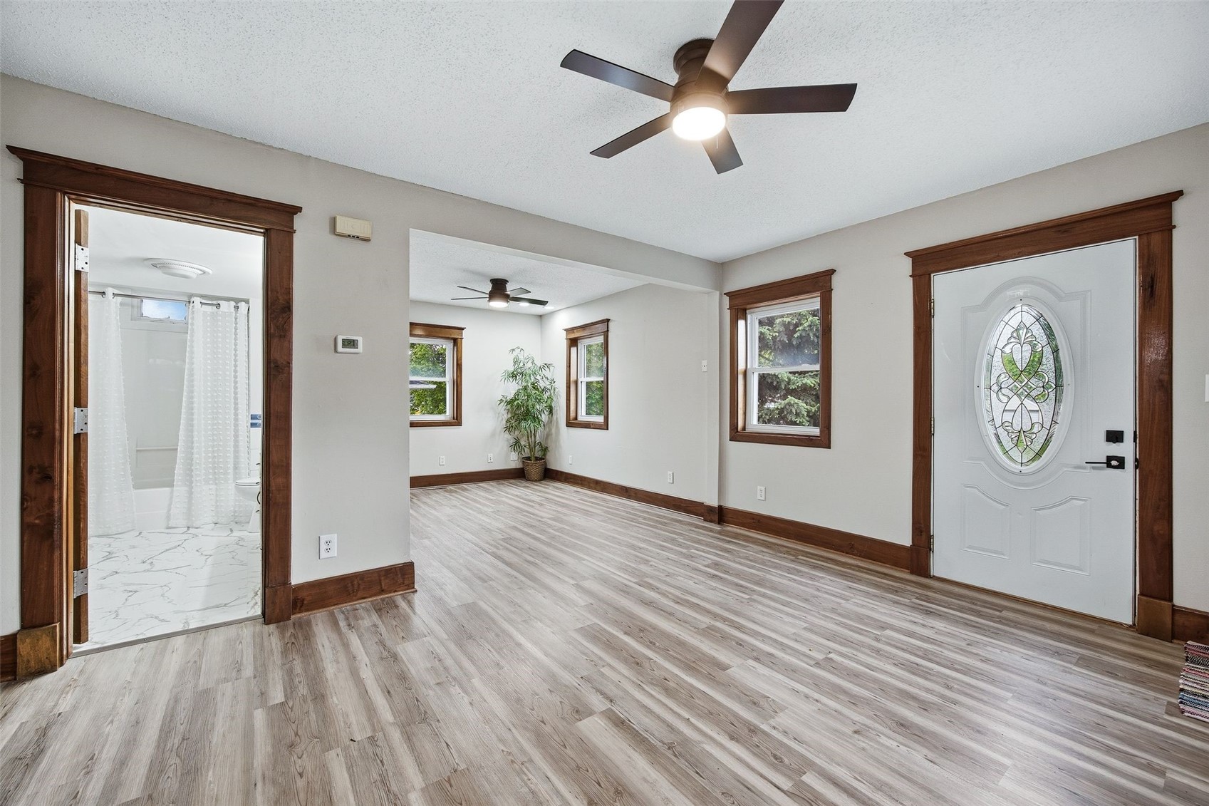 3806 E Avenue NE Cedar Rapids IA 52402
