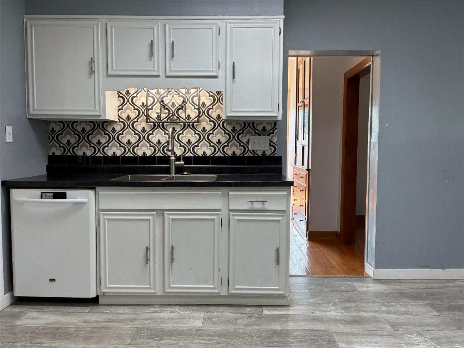 602 E 9th Vinton IA 52349