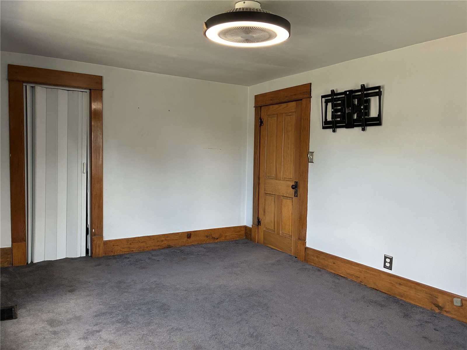 602 E 9th Vinton IA 52349