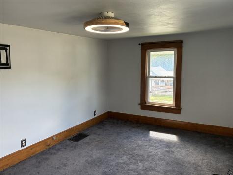 602 E 9th Vinton IA 52349