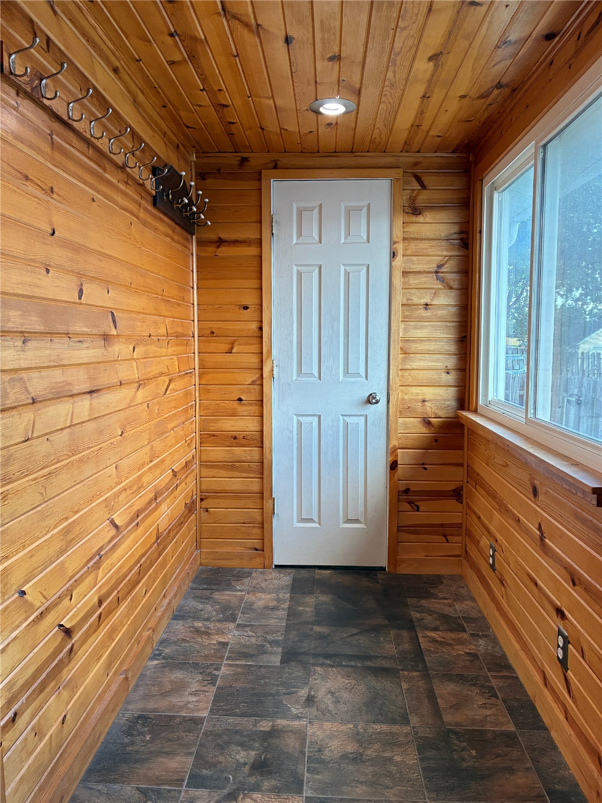 602 E 9th Vinton IA 52349