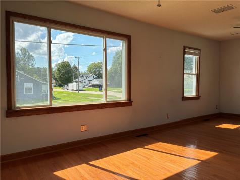 602 E 9th Vinton IA 52349