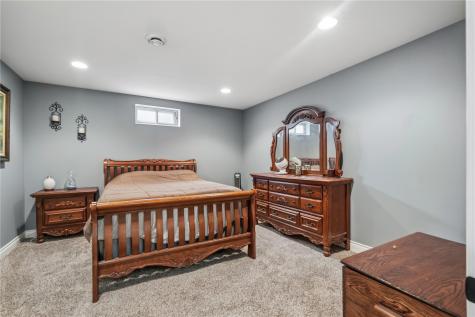 3740 Old Orchard Road NE Cedar Rapids IA 52402