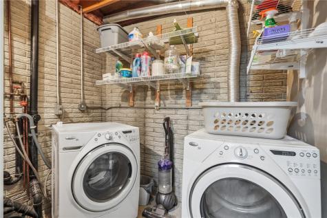 3740 Old Orchard Road NE Cedar Rapids IA 52402