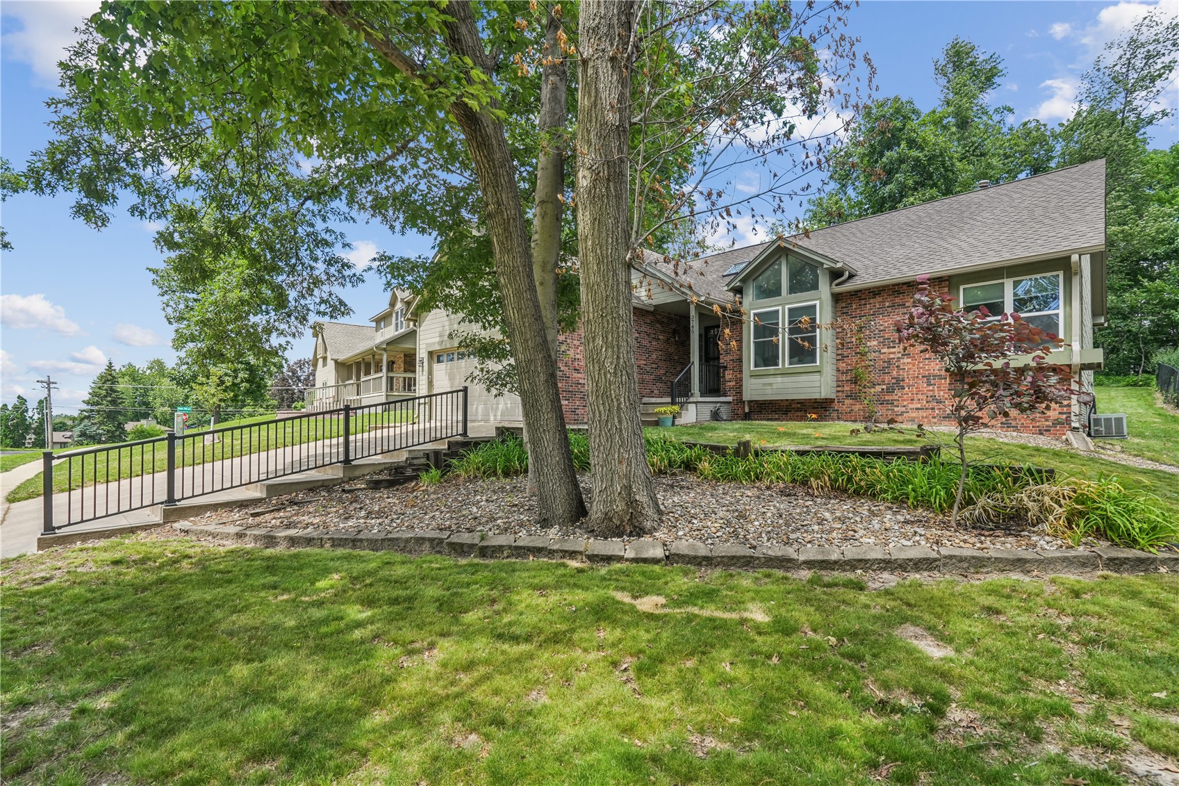 3740 Old Orchard Road NE Cedar Rapids IA 52402