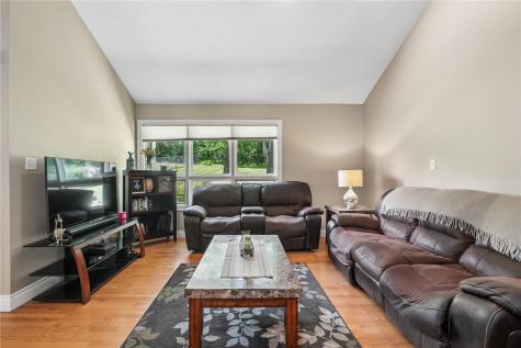 3740 Old Orchard Road NE Cedar Rapids IA 52402