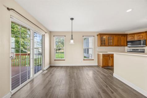 190 N 17th Avenue Hiawatha IA 52233