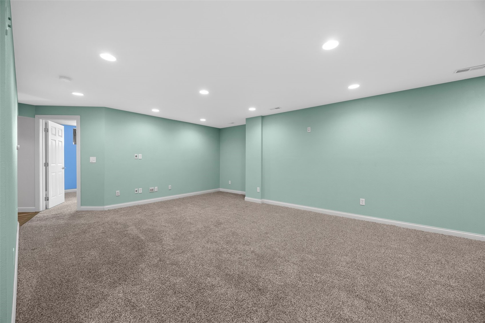 190 N 17th Avenue Hiawatha IA 52233
