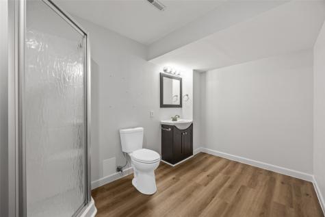 190 N 17th Avenue Hiawatha IA 52233