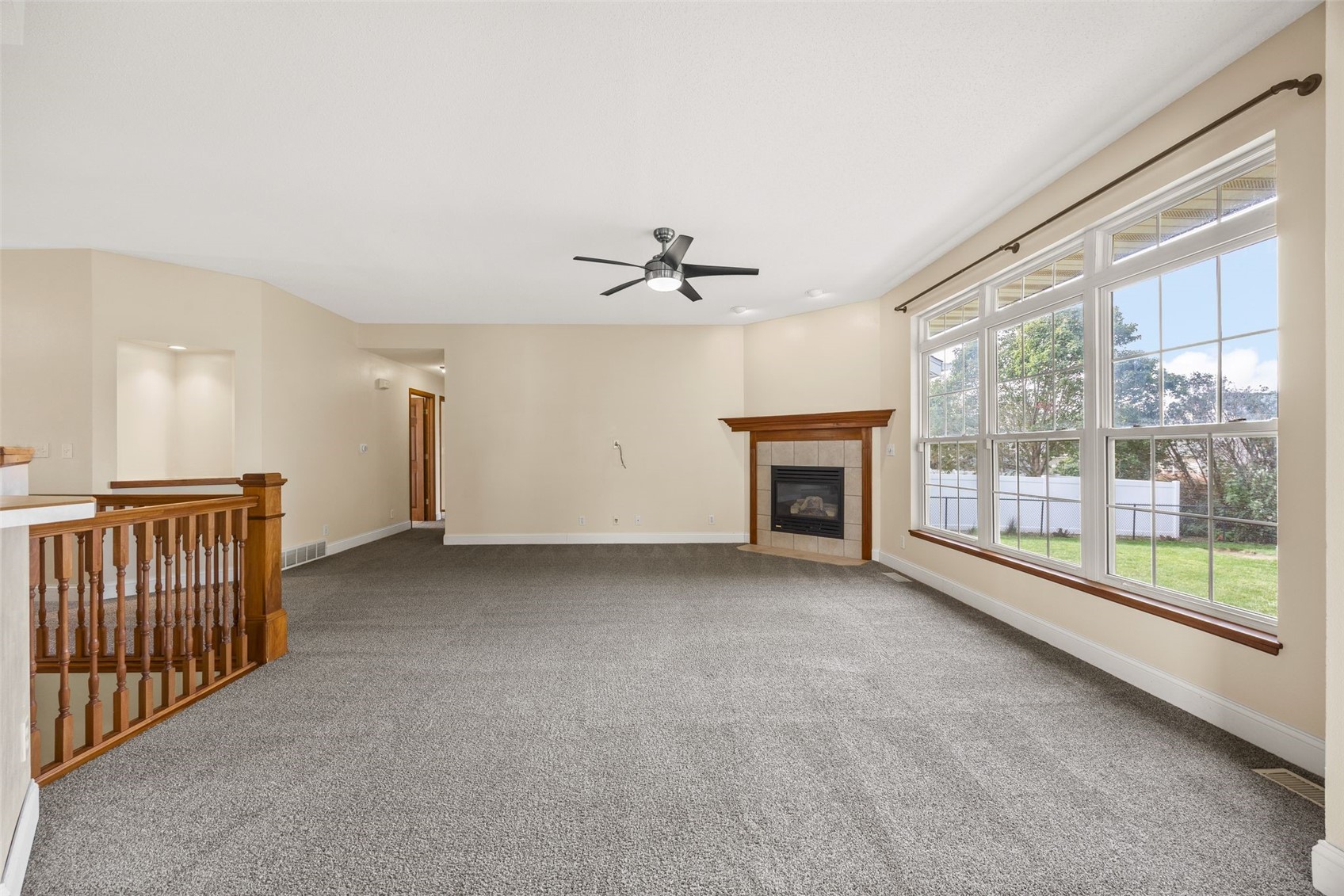 190 N 17th Avenue Hiawatha IA 52233