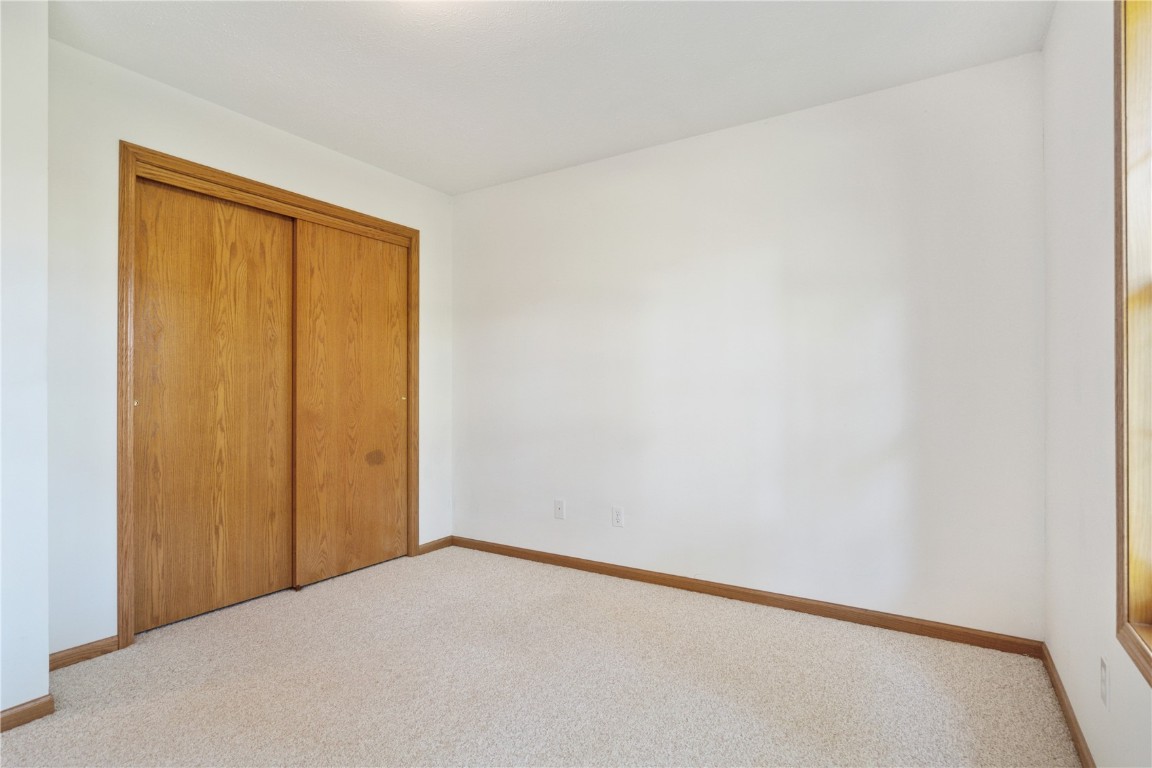 3022 Adel Street SE Cedar Rapids IA 52403