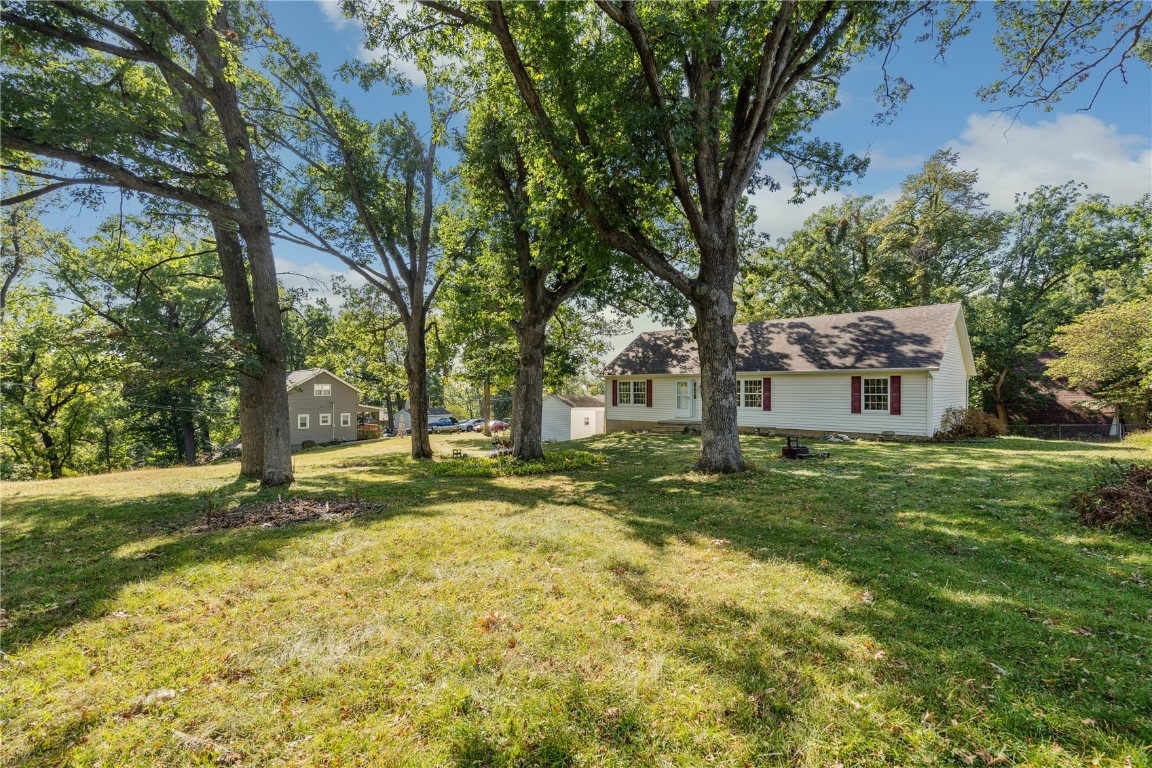 3022 Adel Street SE Cedar Rapids IA 52403