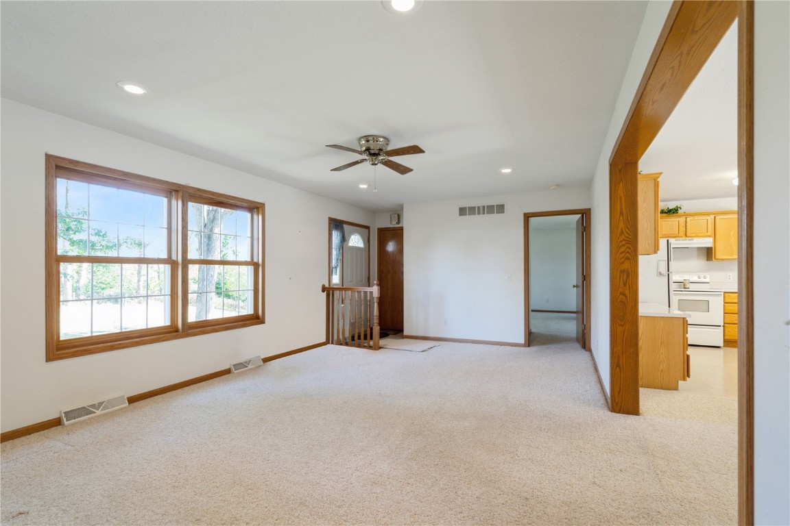 3022 Adel Street SE Cedar Rapids IA 52403