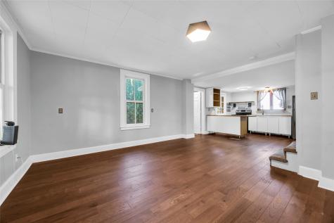 629 N Governor Street Iowa City IA 52245
