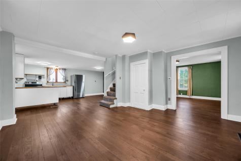 629 N Governor Street Iowa City IA 52245