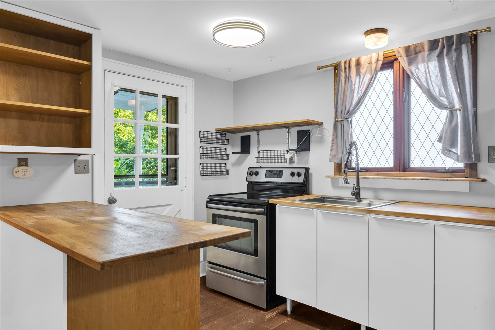 629 N Governor Street Iowa City IA 52245