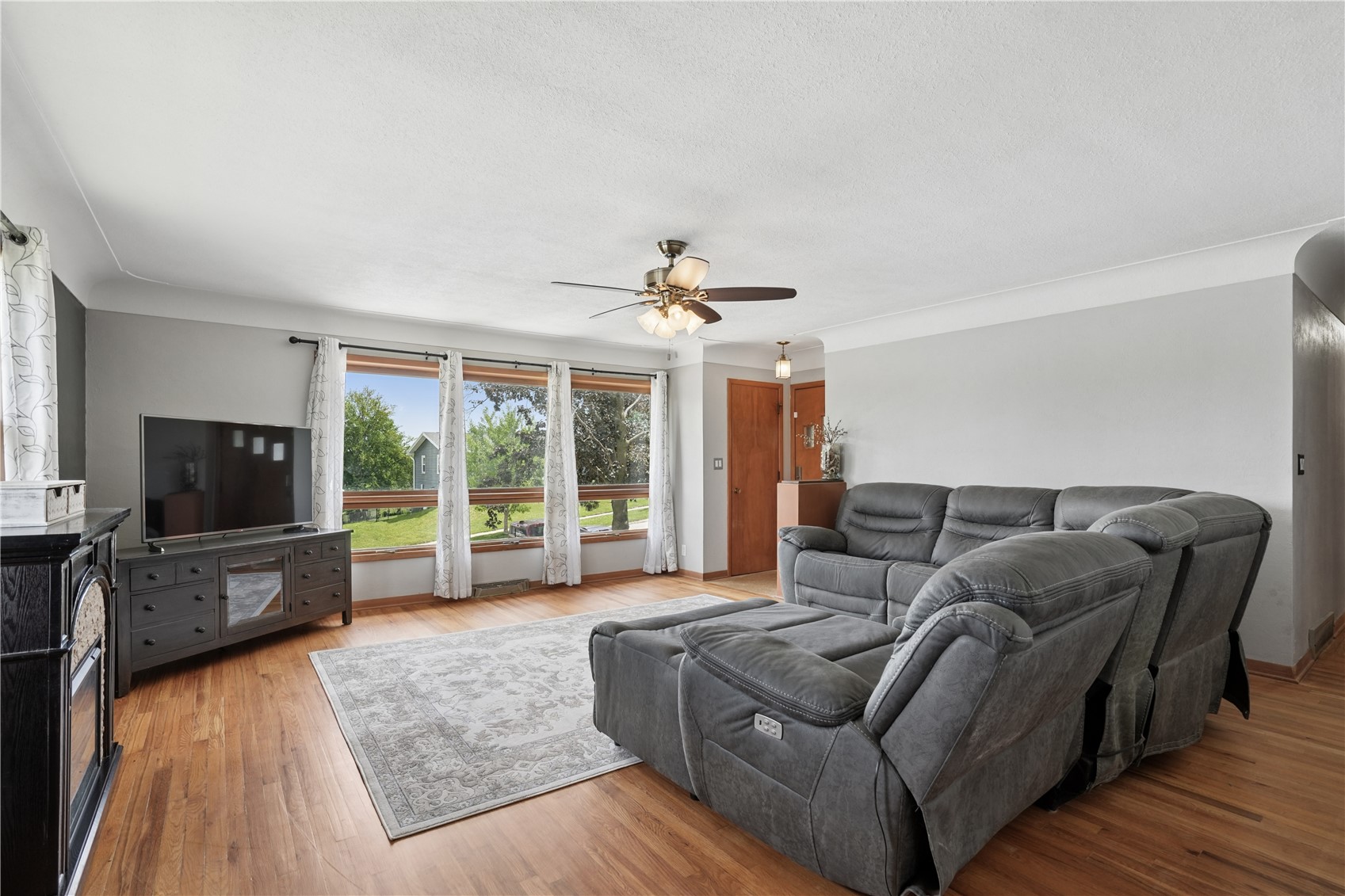 2762 Teresa Drive SW Cedar Rapids IA 52404