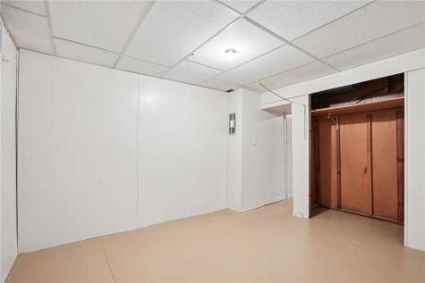 2762 Teresa Drive SW Cedar Rapids IA 52404