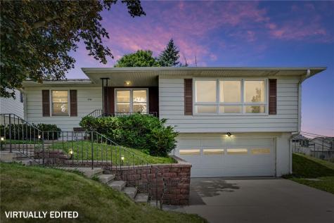 2762 Teresa Drive SW Cedar Rapids IA 52404