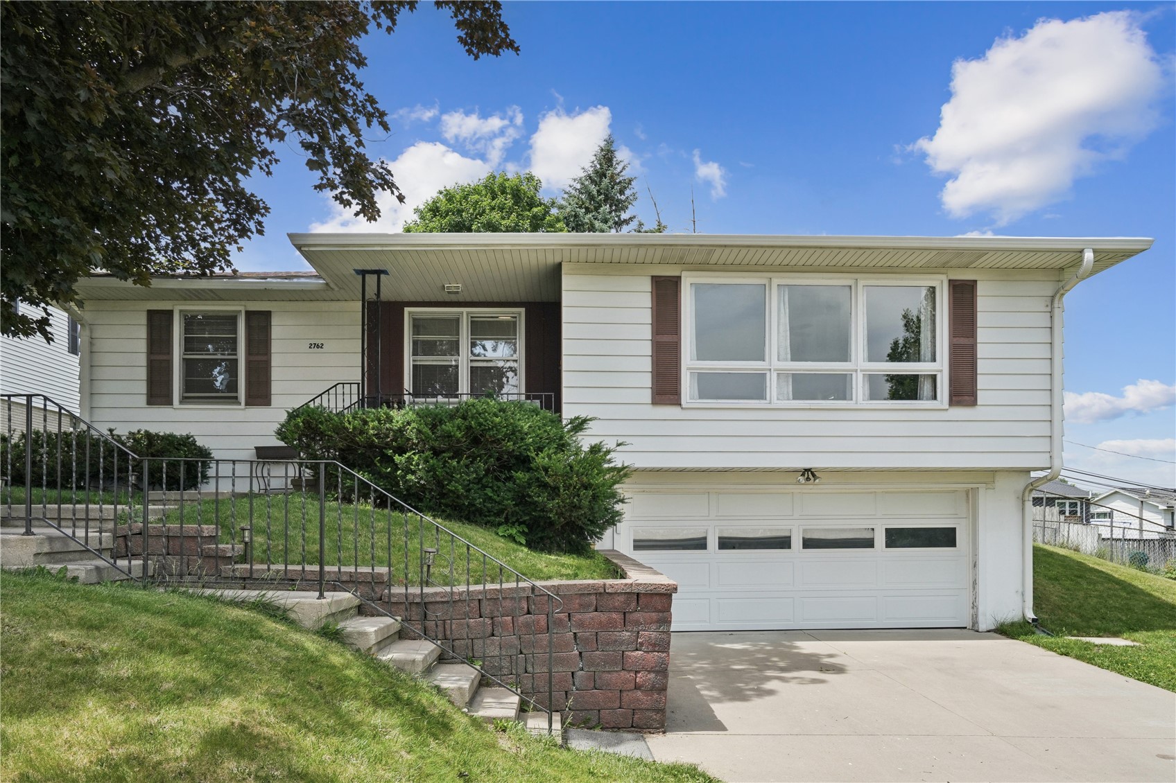 2762 Teresa Drive SW Cedar Rapids IA 52404