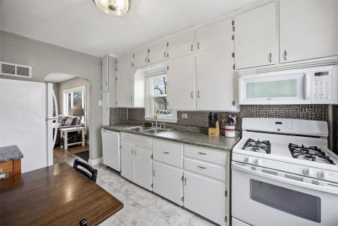 616 25th Street NE Cedar Rapids IA 52402