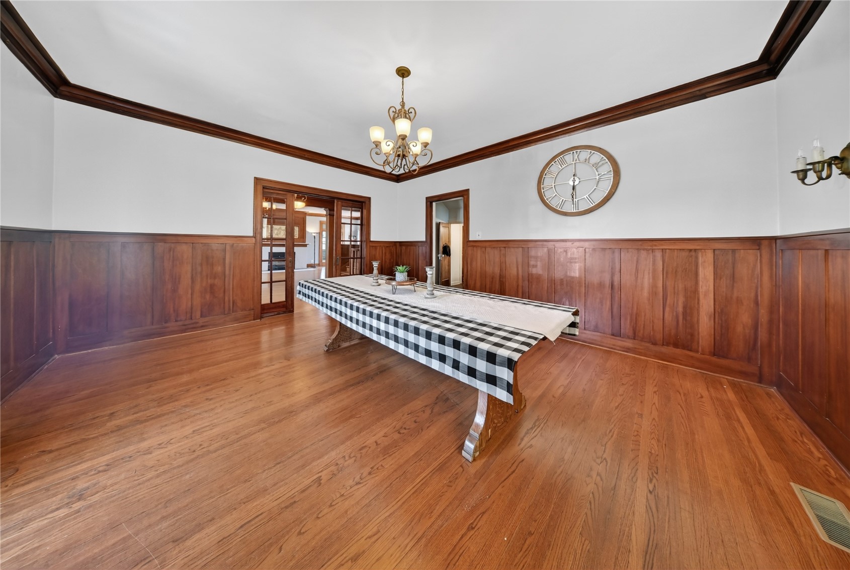 215 E Market Street Lisbon IA 52253