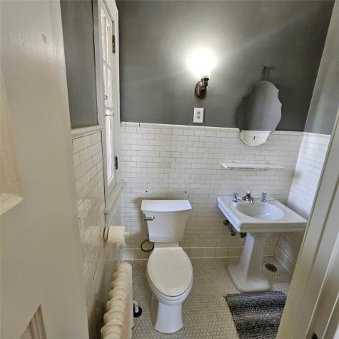 215 E Market Street Lisbon IA 52253