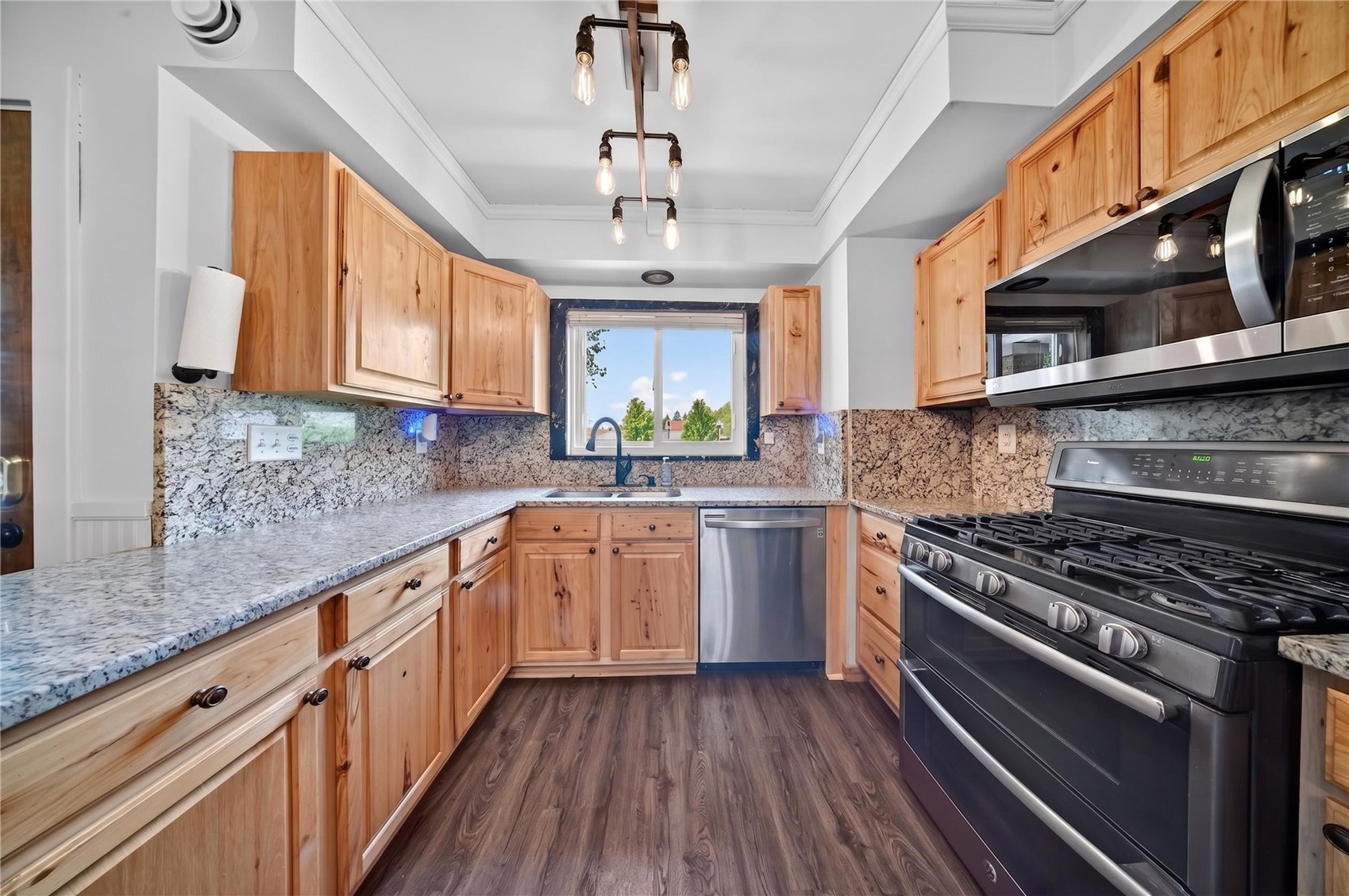 215 E Market Street Lisbon IA 52253