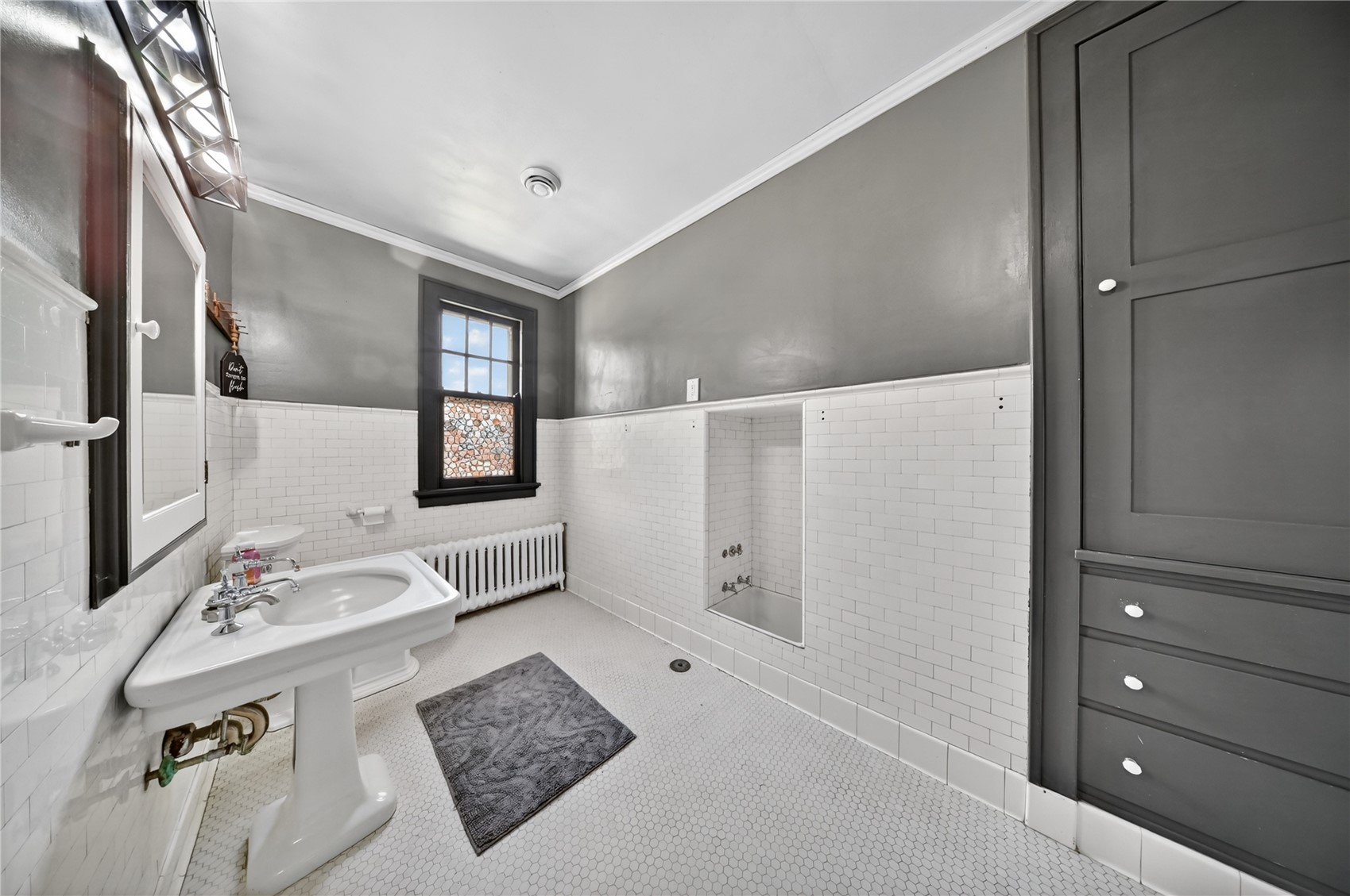 215 E Market Street Lisbon IA 52253