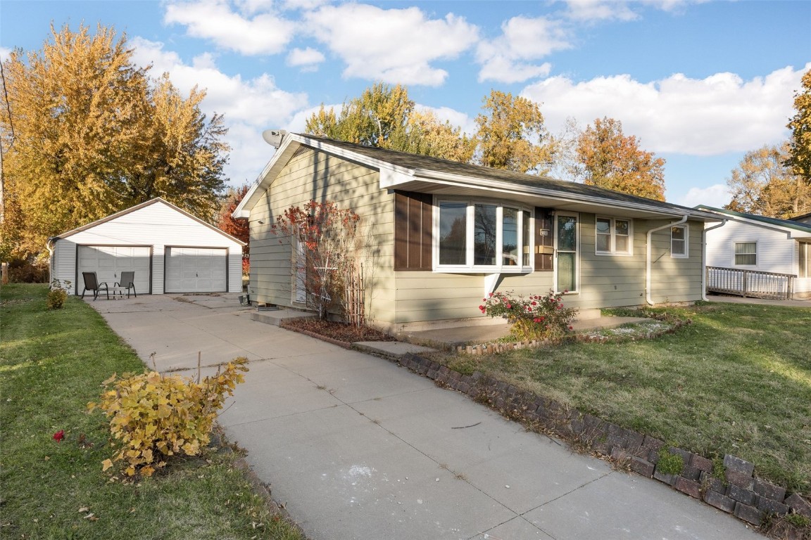 2500 1st Avenue Marion IA 52302