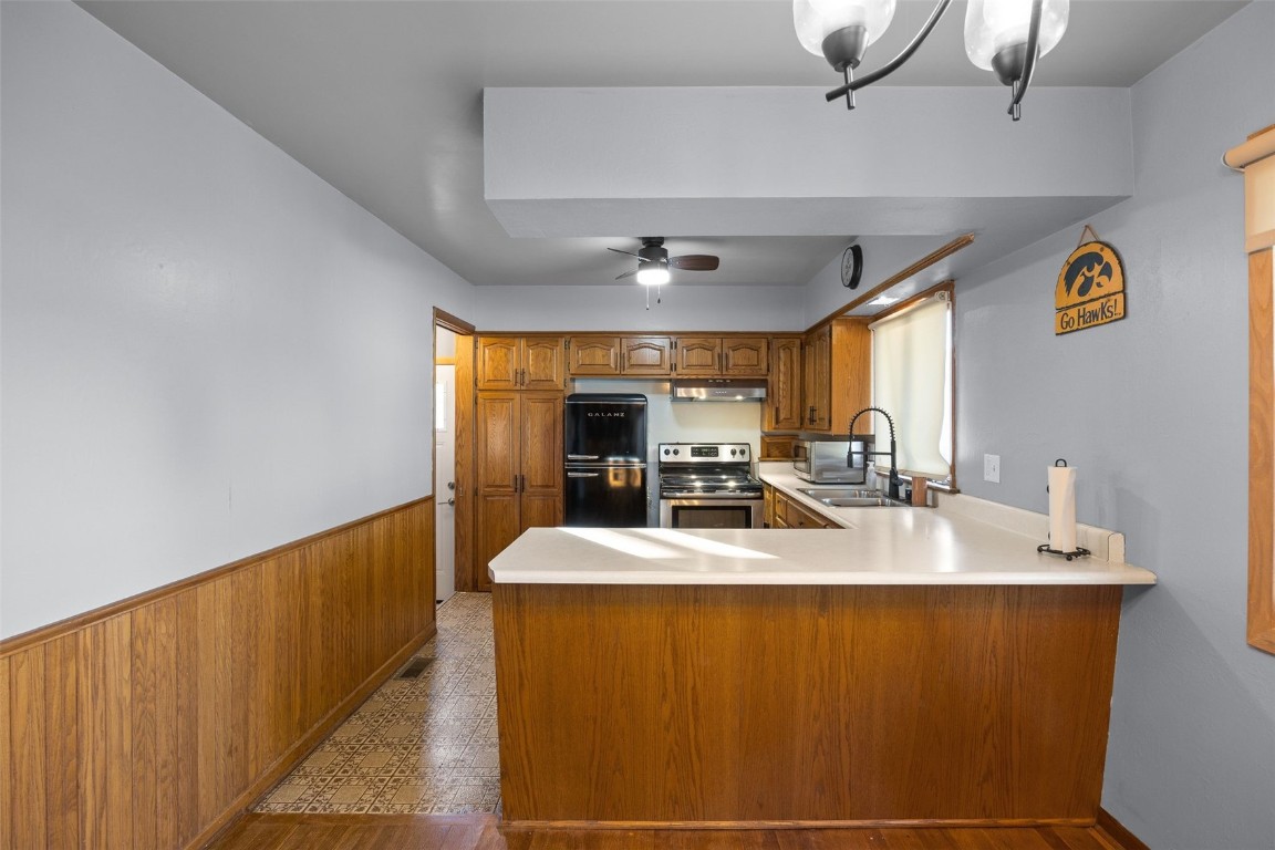 2500 1st Avenue Marion IA 52302