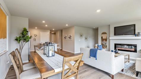 2881 Prairielight Drive Hiawatha IA 52233
