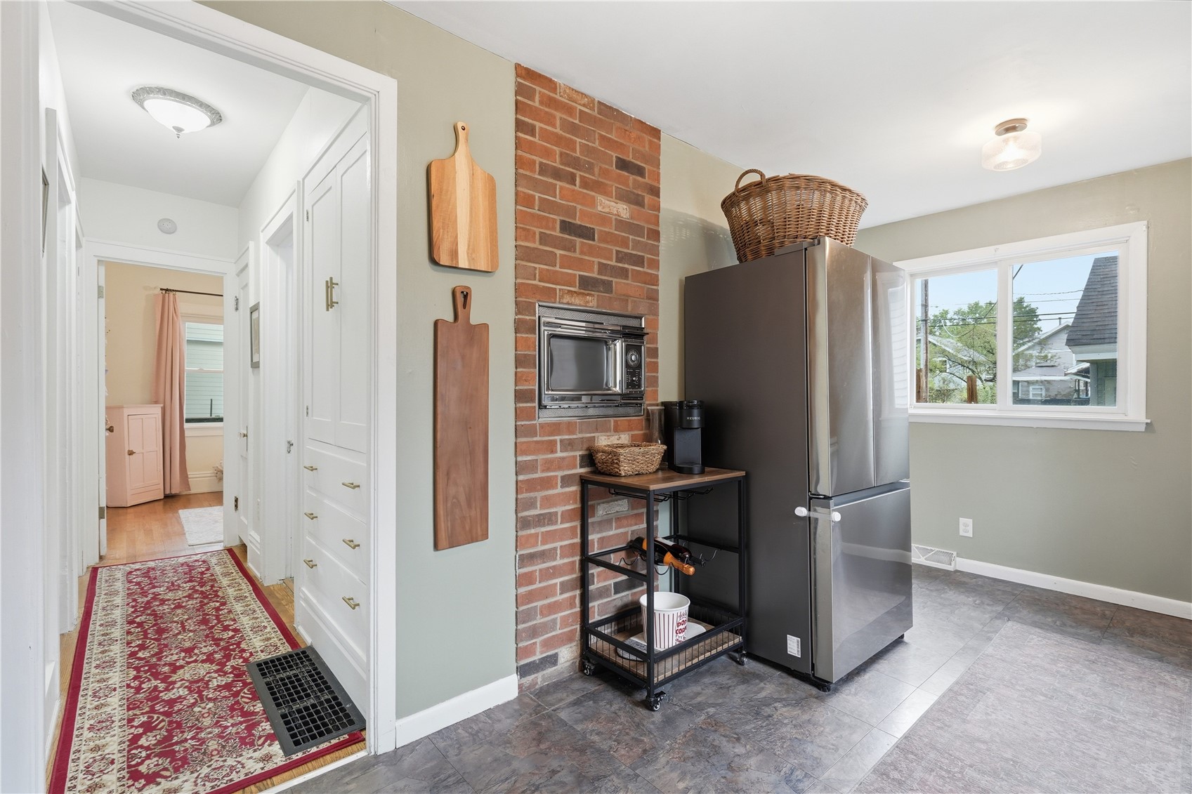 2046 Washington Avenue SE Cedar Rapids IA 52403