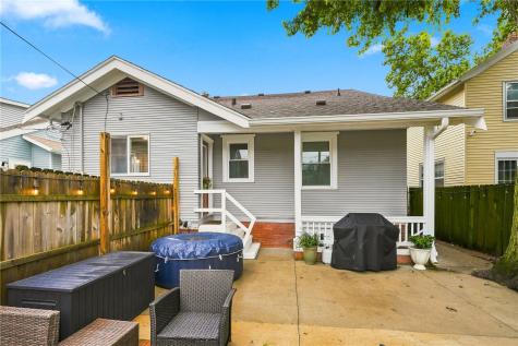 2046 Washington Avenue SE Cedar Rapids IA 52403