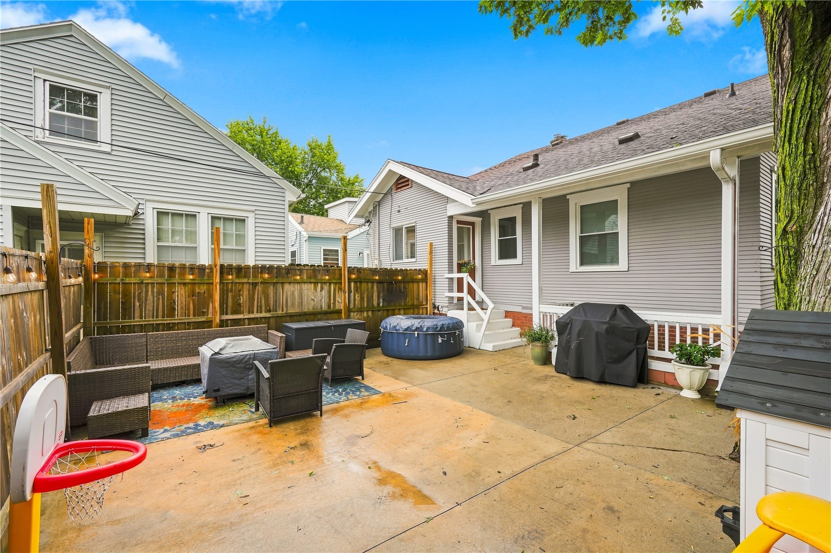2046 Washington Avenue SE Cedar Rapids IA 52403
