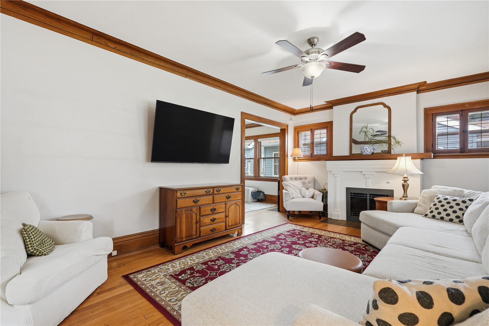 2046 Washington Avenue SE Cedar Rapids IA 52403