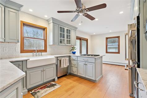 600 Carlton Road SE Cedar Rapids IA 52403