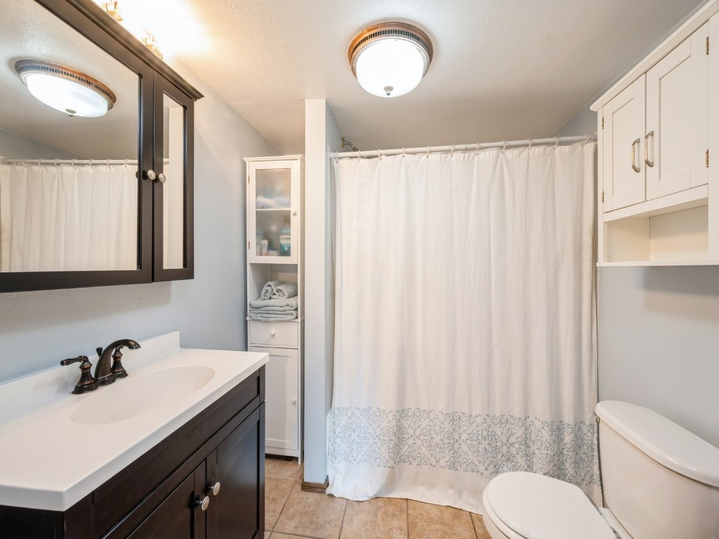 832 Grubbs Street Center Point IA 52213