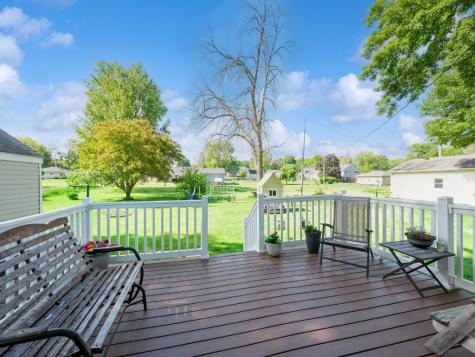 832 Grubbs Street Center Point IA 52213