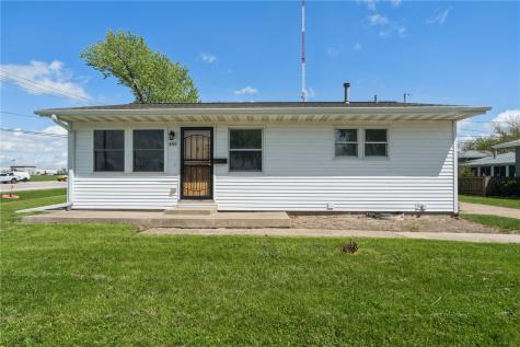 4747 F Avenue NE Cedar Rapids IA 52402