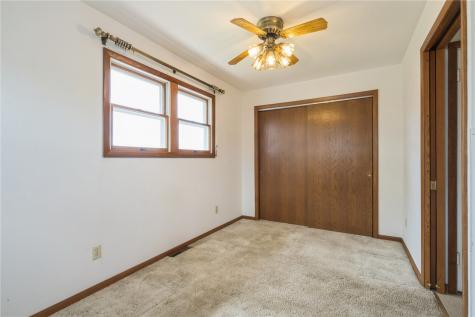 4747 F Avenue NE Cedar Rapids IA 52402