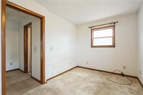 4747 F Avenue NE Cedar Rapids IA 52402