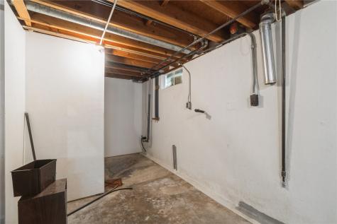 4747 F Avenue NE Cedar Rapids IA 52402