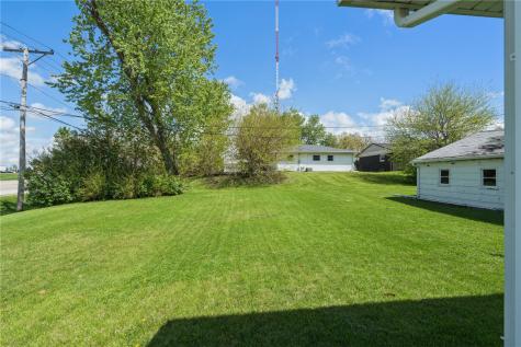 4747 F Avenue NE Cedar Rapids IA 52402