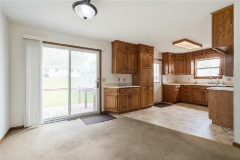 4747 F Avenue NE Cedar Rapids IA 52402