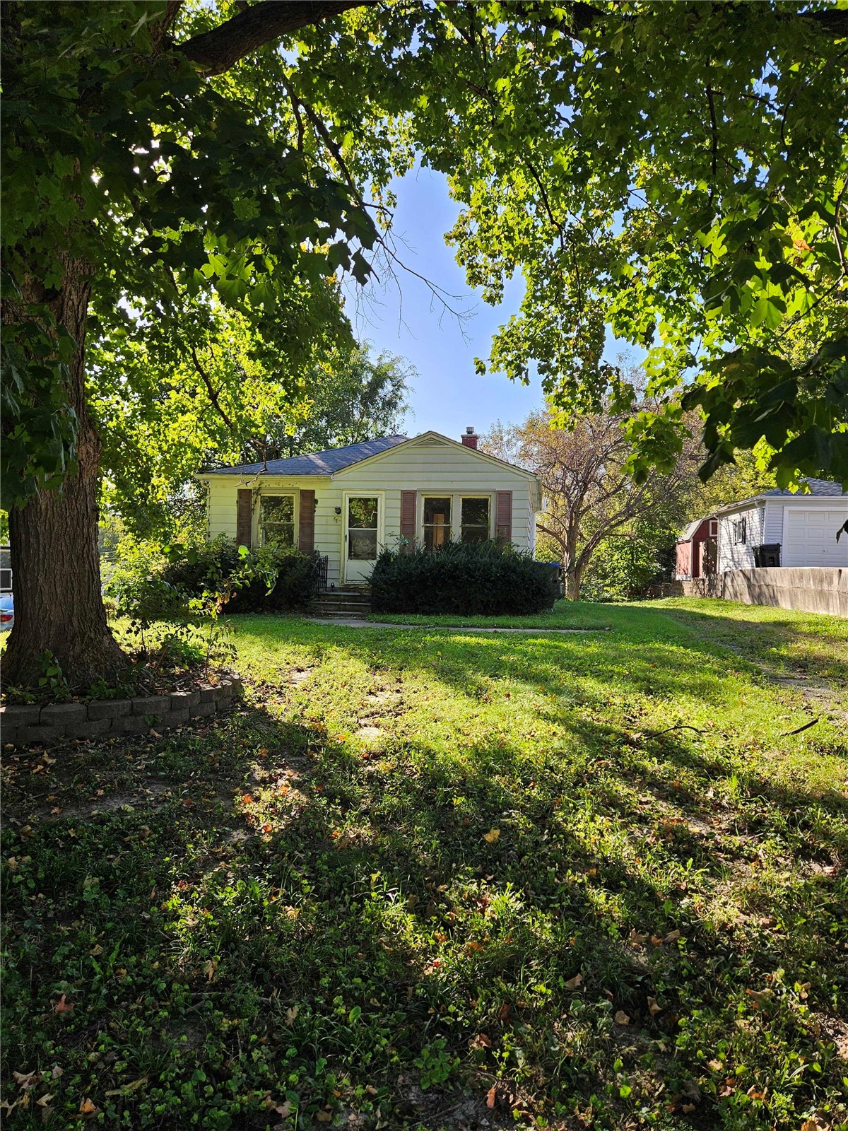 616 10th Avenue Coralville IA 52241