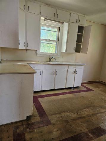 616 10th Avenue Coralville IA 52241