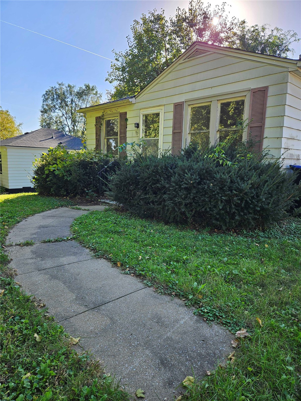 616 10th Avenue Coralville IA 52241