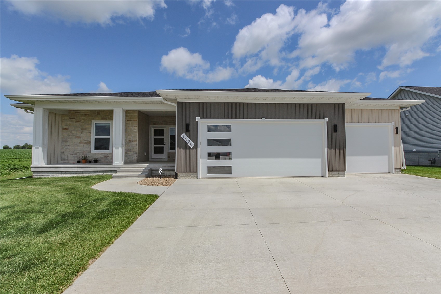 1529 3rd Street SW Mt Vernon IA 52314