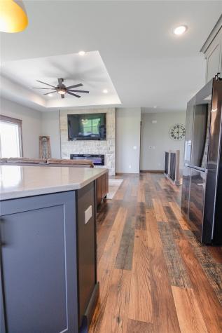 1529 3rd Street SW Mt Vernon IA 52314